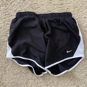Nike 10K Girls’ Running Shorts, Black/ White, Sz L